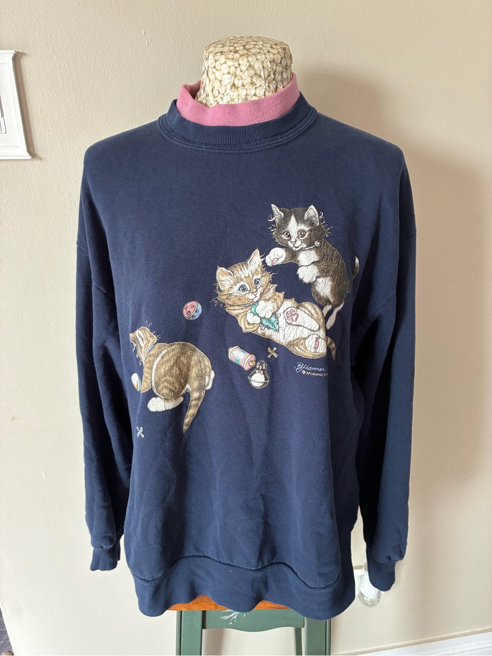 Vintage 90s All over print Navy Cat Sweatshirt